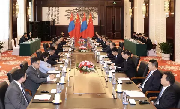 「中国の李強総理が韓国、モンゴル、カザフスタンなどの首相とそれぞれ会談」の画像
