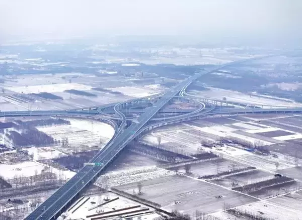 「河北省の高速道路総距離が9000キロを突破、北京-雄安の移動時間は1時間に―中国」の画像
