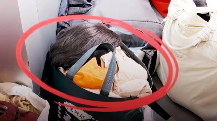 中国のスシロー、並び屋がかつらをかぶって何度も列に