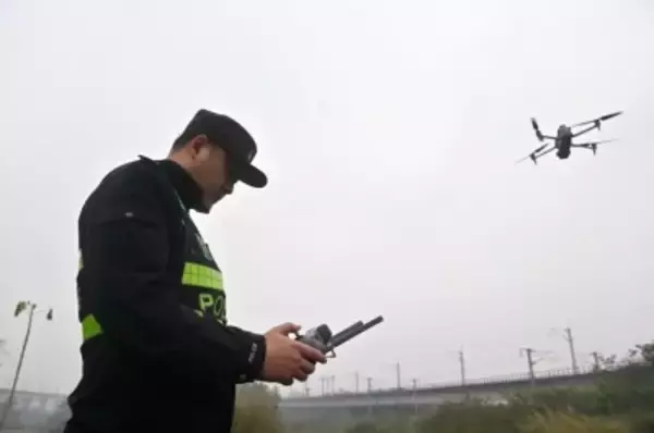 南寧市で特別輸送体制「春運」の安全を見守るドローン路線パトロール―中国