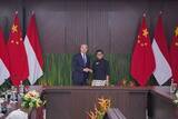 「中国の王毅外交部長、インドネシア外相と共同記者会見」の画像1