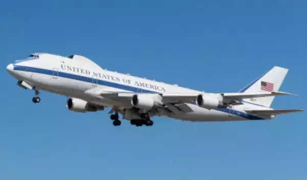 米軍機を違法撮影した中国人留学生、米国を出国直前に逮捕―独メディア