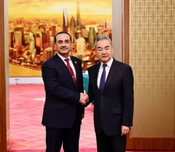 王毅外交部長、パキスタン国防軍司令官兼陸軍参謀長と会談―中国