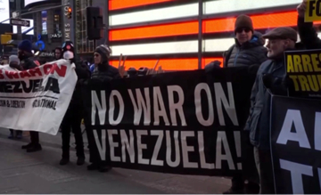 米国、100以上の都市でベネズエラ攻撃抗議デモ