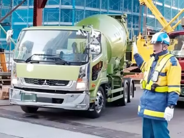日本の工事現場のミキサー車は非科学的？中国ネット「これはまねできない」