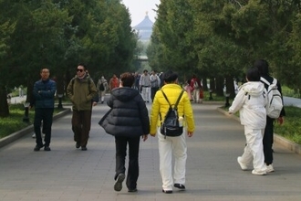 春節連休の「逆帰省」が新たな消費トレンドに、地方都市のホテル予約数も急増―中国