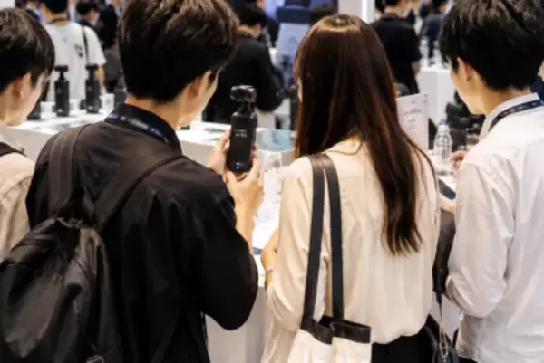 日本人が中国のカメラを求め長蛇の列＝「時代は変わった」「この逆転劇は爽快」―中国ネット