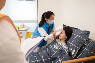 全国民をカバーする長期介護保険制度の整備が加速―中国