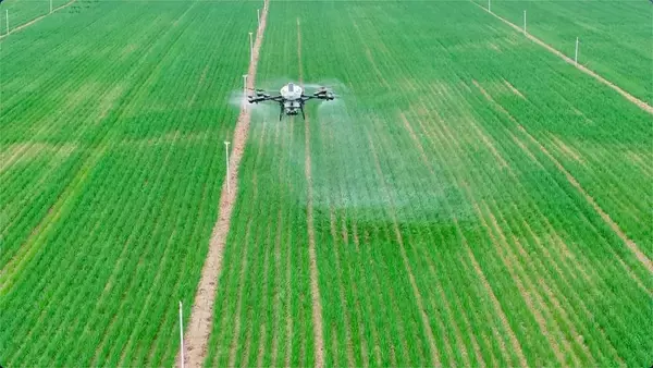 AIが「処方箋」を作成、スマート農機が麦畑へ―中国