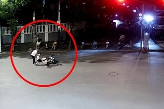酒に酔った男がバイクで転倒、助けてくれた人を加害者扱いし自ら警察に通報―中国