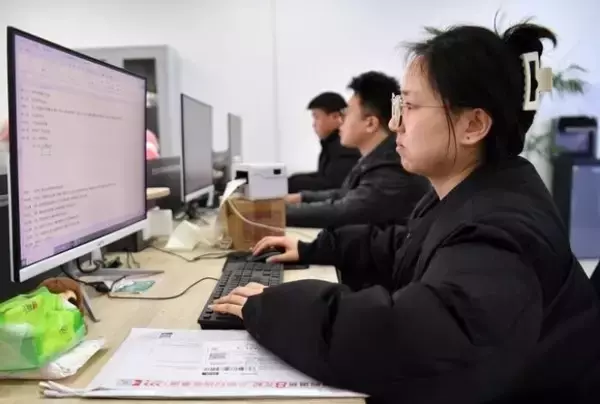 「雄安新区、AIが100億元規模のぬいぐるみ産業の発展を推進―中国」の画像