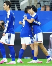 「珍しくルールを守らない日本人」、W杯オランダ戦後に渋谷スクランブル交差点で大騒ぎ―台湾メディア