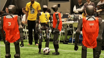 ロボットサッカーの最新事情とは？―中国メディア