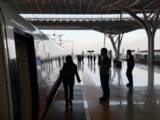 「中国高速鉄道、駅ホームでの喫煙を取り締まれない事情―中国メディア」の画像1