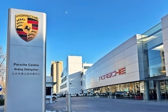 ポルシェがドイツでさらに4000人削減、中国で複数店舗が販売業務終了