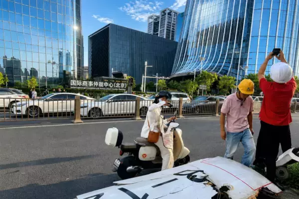 「北京の最高層ビルに小型機激突か、Xへの投稿あれど公式発表や報道なし」の画像