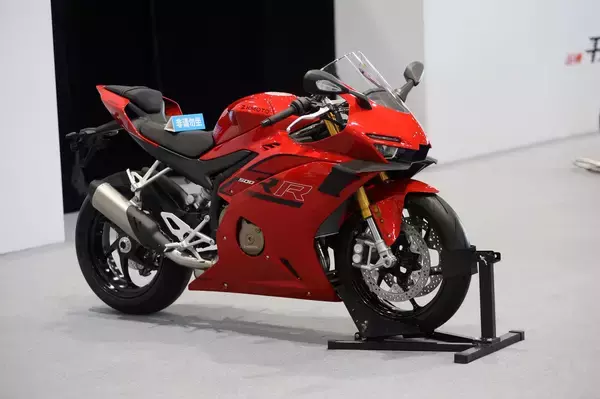 「張雪機車」のパフォーマンス、欧州スポーツバイク愛好家の注目を集める
