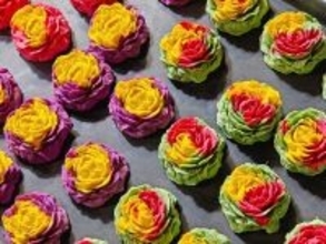 まるで花！牡丹のジャム入りパイ菓子が人気の年越し商品に―中国