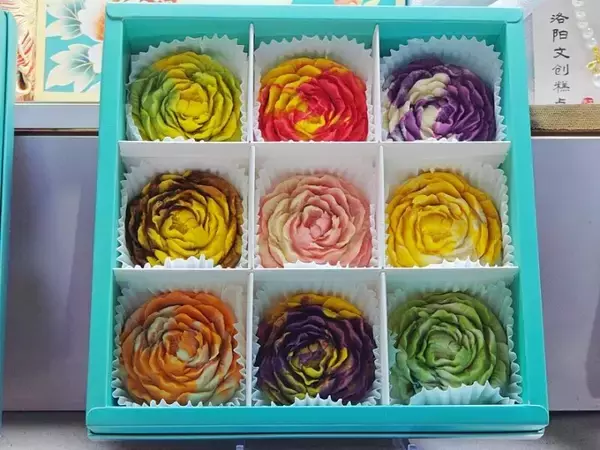 「まるで花！牡丹のジャム入りパイ菓子が人気の年越し商品に―中国」の画像