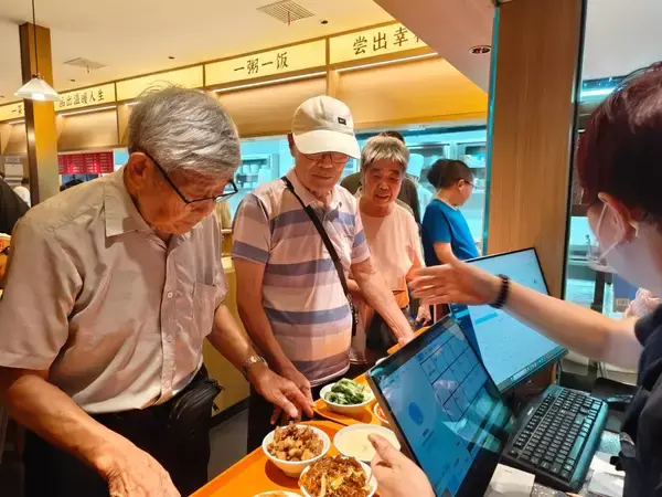 1日延べ400万人以上に食事を提供、高齢者配食サービススポットが8万2000カ所に―中国