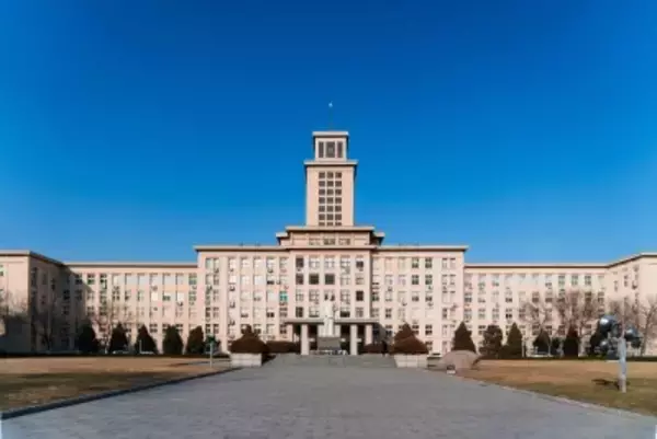 修士課程修了者が初めて100万人の大台突破、博士課程は初の10万人突破―中国