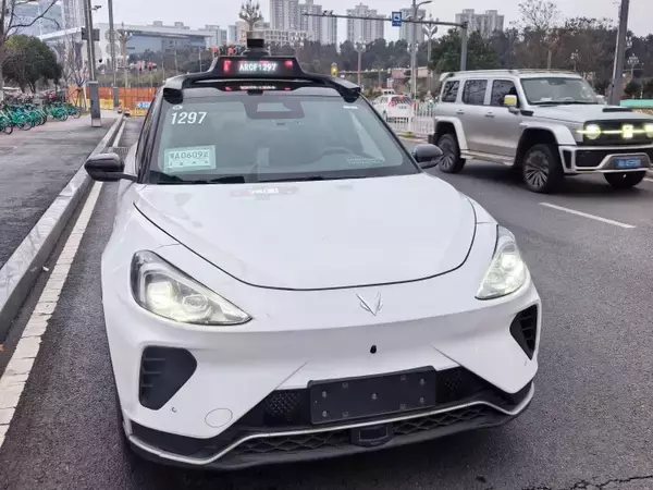 「中国最高裁、自動運転車の運転者は車両に対して責任を負うと認定―仏メディア」の画像