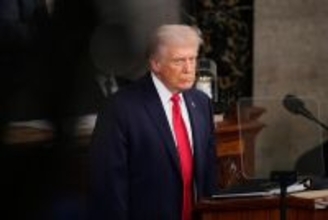 トランプ米大統領「イラン核問題は外交手段による解決を優先」