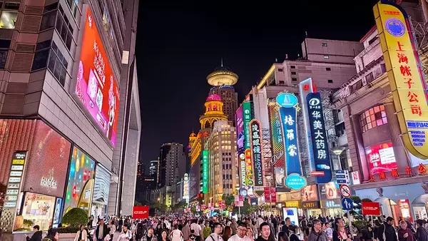 インバウンド客が牽引する上海ナイトエコノミー、夜間消費規模は前年比6．6％増―中国