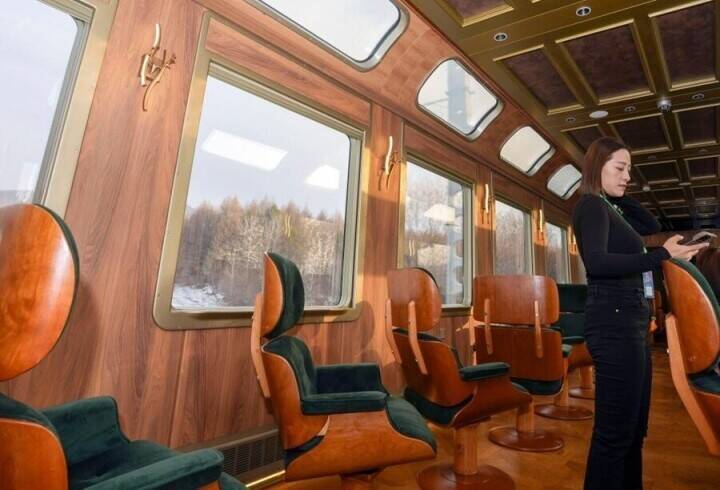 黒竜江省で氷雪観光列車「伊春号」のテスト運行スタート―中国