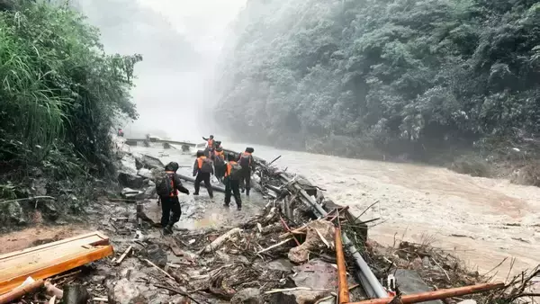 国家洪水防止・干ばつ対策指揮本部 湖北省と重慶に洪水予防4級対応体制を発動