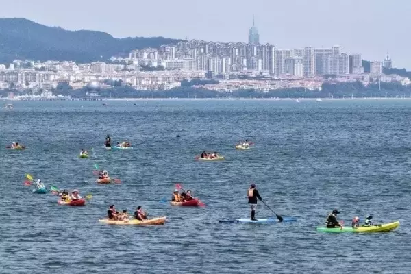 「ラフティングやリバートレッキング、若者の夏旅行の新たなトレンドに―中国」の画像