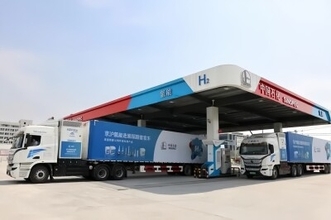 中国の水素自動車、初めて1500キロの輸送試験