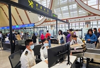 中国・ラオス鉄道開業4年、旅客6250万人および貨物7250万トンを輸送