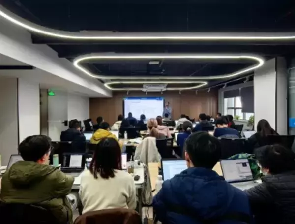 上海でAIトレーナーが台頭する新職業に―中国