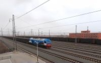 無線通信で協同走行、世界初の3．5万トン級列車編成運行試験に成功―中国