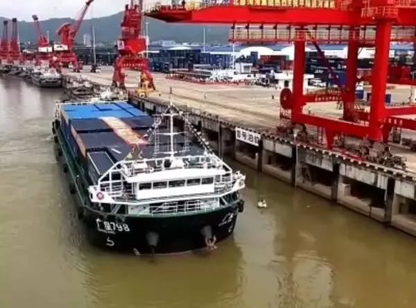 「南寧港―洋浦港」川海直通航路、一番船が海南に到着―中国