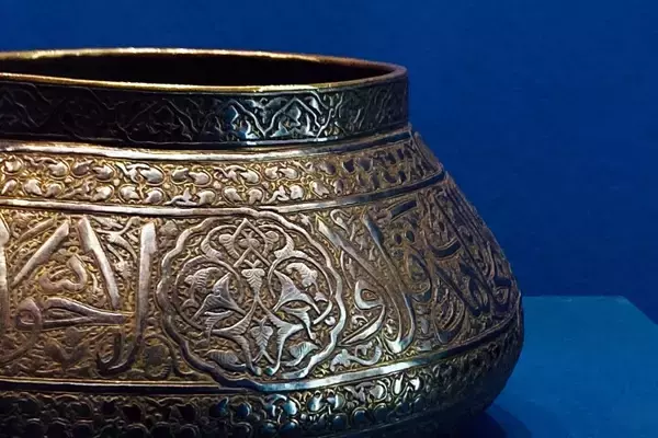 「＜写真特集＞戦禍に揺れるイラン文化財と中国で輝くペルシャ芸術」の画像