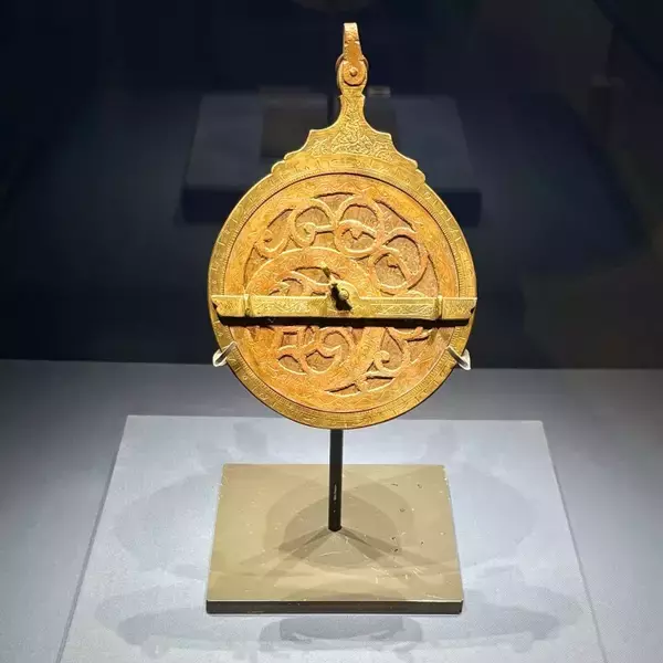 「＜写真特集＞戦禍に揺れるイラン文化財と中国で輝くペルシャ芸術」の画像