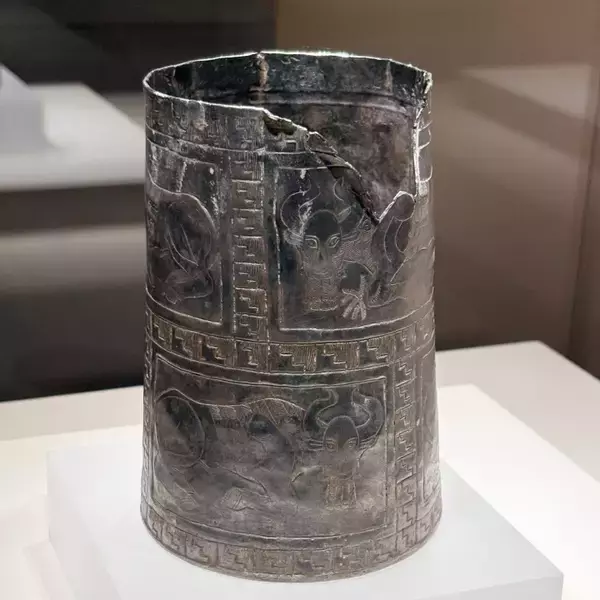 「＜写真特集＞戦禍に揺れるイラン文化財と中国で輝くペルシャ芸術」の画像