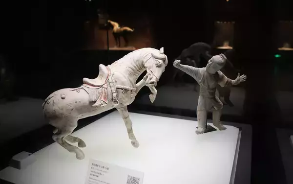 「龍馬に白馬 そして絵馬 「午年」のよもやま話〜清華大学・劉暁峰教授に聞く〜」の画像