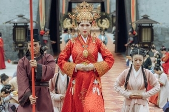 歴史超大作「燕雲台」、皇后を演じたティファニー・タンの雄姿と美貌にファン歓喜