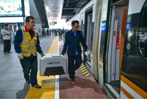 「メーデー連休控え、「高速鉄道快運」がペット連れ旅行をサポート―中国」の画像