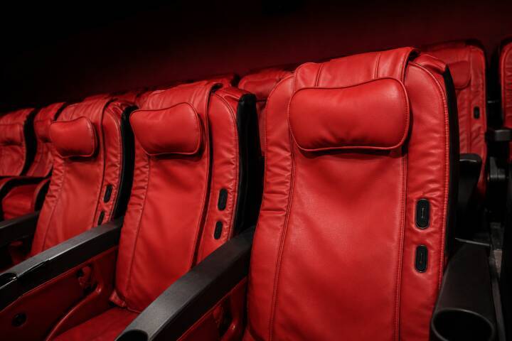 映画館の「マッサージチェア席」が大不評、しかも事前に選べず―中国