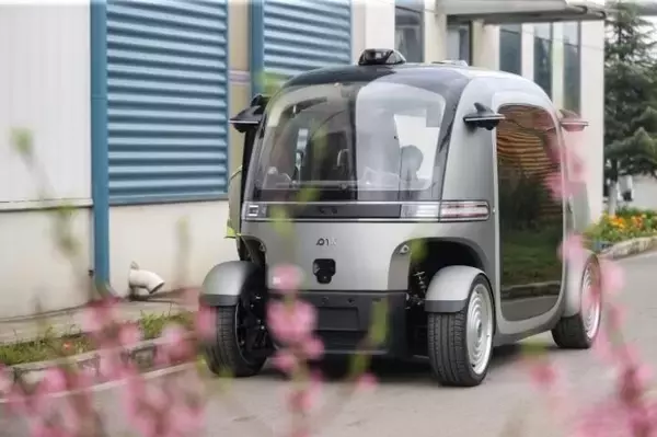 「貴陽市で無人運転ミニバスの生産ラインがフル稼働―中国」の画像