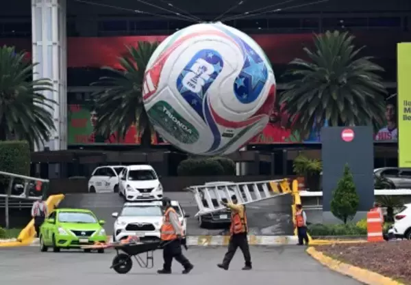 サッカーW杯観戦の中国人観光客、メキシコで強盗に遭う