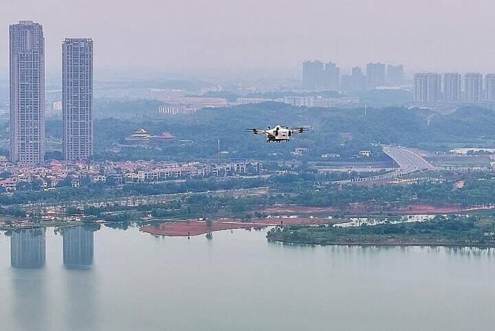 湖南省初の低空域飛行による常設物流ルートが開通―中国