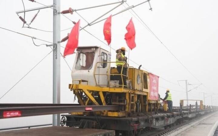 京港高速鉄道雄安－商丘区間の本線レール敷設が完了―中国