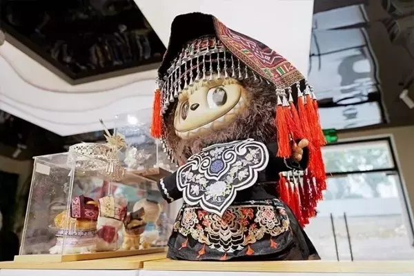 「ぬいぐるみに着せる民族風の「オートクチュール」が人気に―中国」の画像