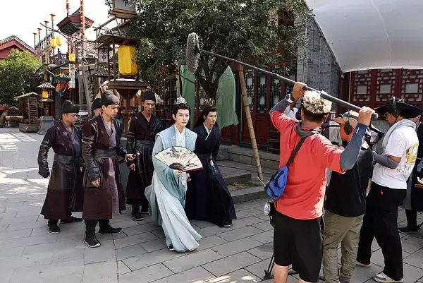 中国、マイクロドラマ産業に雇用押し上げ効果