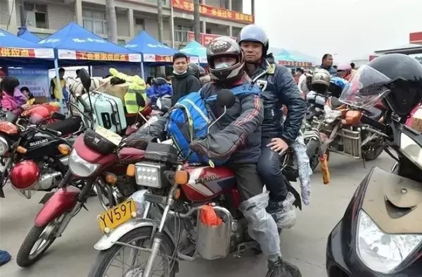 「この12年で変化した春節の帰省手段、「バイクの大軍」は過去のものに―中国」の画像